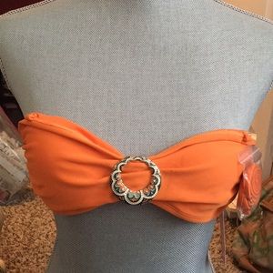 swimsuit/bikini tops